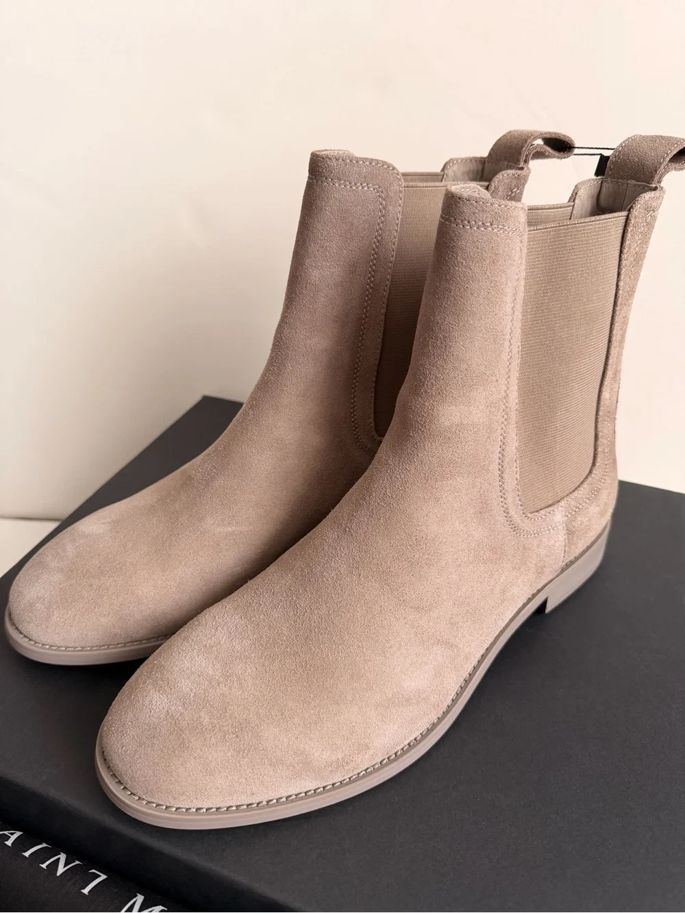 Chelsea Ankle Boots Saint Morta Men’s Size 9, Women’s Size 10.5 Brand New